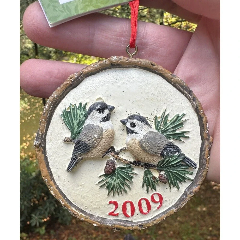 Target 2009 Feathered Friends HOLIDAY Ornament Chickadee Birds New! -S68